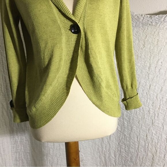 Cabi
Green Hooded Cardigan Style #282 Size Small - Picture 7 of 13